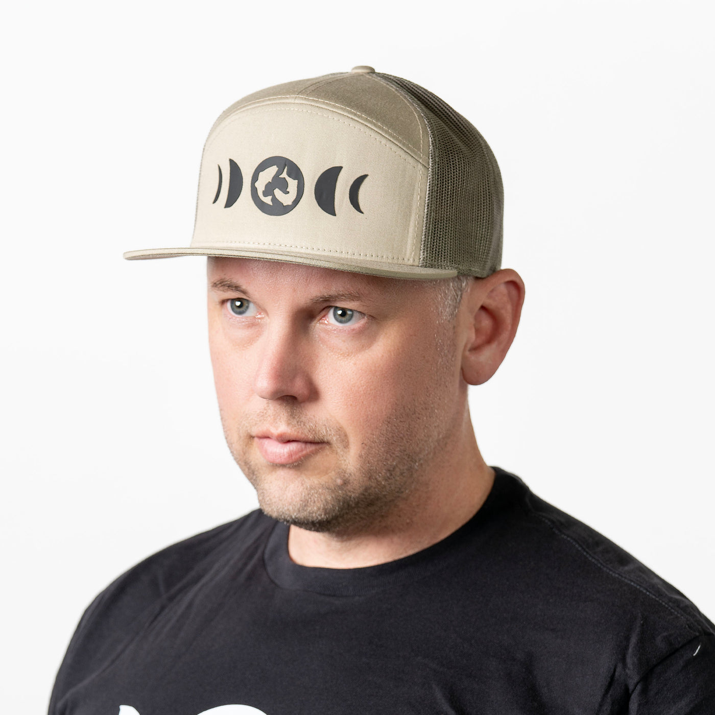 MOONS 7-panel trucker hat  -  Tan